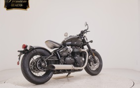 TRIUMPH BONNEVILLE BOBBER 2025