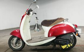 HONDA CREA SCOOPY I AF55
