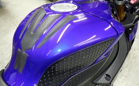 YAMAHA YZF-R1 2019