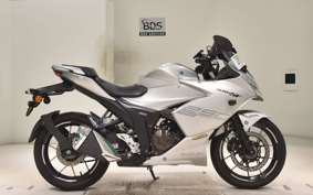 SUZUKI GIXXER 250 SF