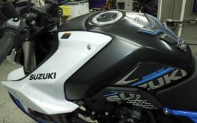 SUZUKI GSX-8S 2023 EM1AA