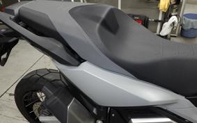 HONDA X-ADV 750 2025 RH21