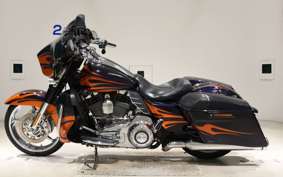 HARLEY FLHXSE 1800CVO 2015