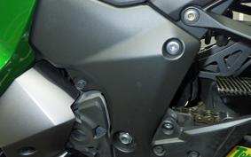 KAWASAKI NINJA 1000 A 2018 ZXT00W