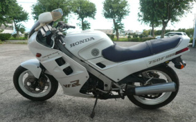 HONDA VFR750F RC24