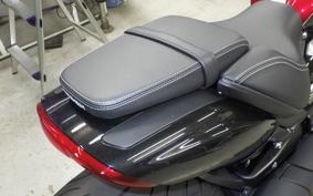 TRIUMPH ROCKET III ストームR 2025