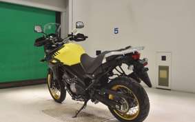SUZUKI DL650 ( V-Strom 650 ) XTA 2018 C733A