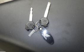HONDA EM1 e: 2002 EF16