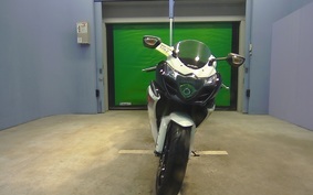 SUZUKI GSX-R1000 2012 CY111