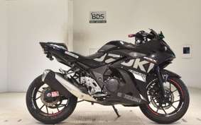 SUZUKI GSX250RA