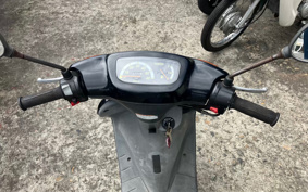 YAMAHA JOG SPACEINO BEIGEYON SA01J