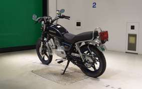SUZUKI GN125 H 2004