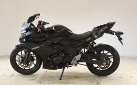 SUZUKI GSX250 R