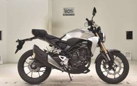 HONDA CB250RA 2016 MC52