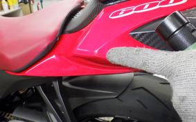 SUZUKI GSX-R600 2019