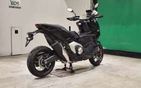 HONDA X-ADV 750 2026 RH21