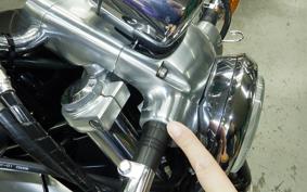 YAMAHA VMAX 2000