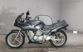 HONDA ZELBIS MC25