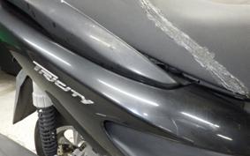YAMAHA TRICITY 125 SE82J