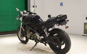 SUZUKI BANDIT 250 2025 GJ74A