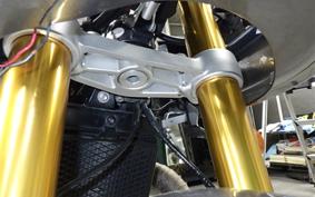 TRIUMPH THRUXTON 1200 R 2016