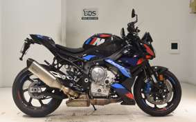 BMW M1000R 2024