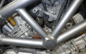 HONDA VTR 250 2003 MC33