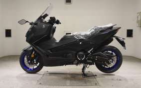 YAMAHA T-MAX 560 2026 SJ21J