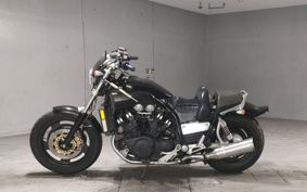 YAMAHA VMAX 1997 2WEE