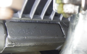 SUZUKI GT380 2003 GT380