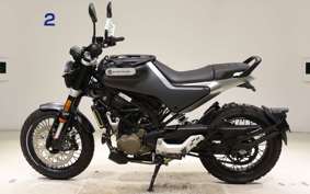 HUSQVARNA SVARTPILEN 125 2000