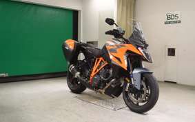 KTM 1290 SUPER DUKE GT 2024