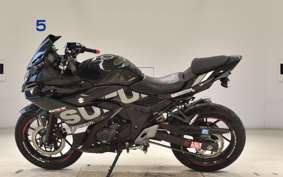 SUZUKI GSX250RA