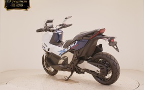 HONDA X-ADV 750 2026 RH21
