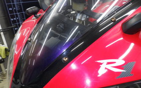 YAMAHA YZF-R1 2000