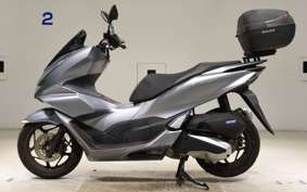 HONDA PCX 125 2005 JK05