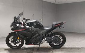 YAMAHA YZF-R25 RG10J