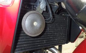 SUZUKI GSR250 2004