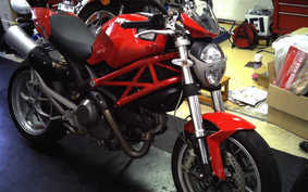 DUCATI MONSTER 1100 2010 M502A