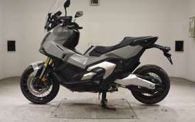 HONDA X-ADV 750 2025 RH21