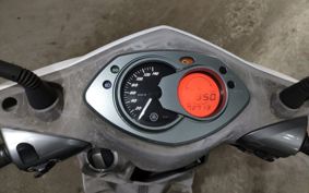 YAMAHA CYGNUS 125 X SE44J