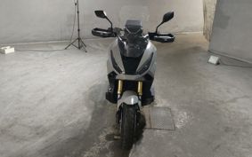 HONDA X-ADV 750 2025 RH21