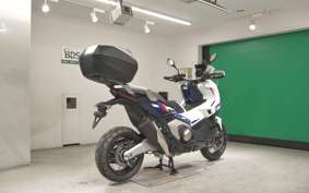 HONDA X-ADV 750 2026 RH21