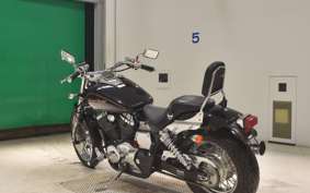 HONDA SHADOW 750 SLASHER 2002 RC48