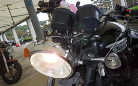 TRIUMPH BONNEVILLE SE 2014