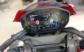 DUCATI MONSTAR 937 PLUS 2023 4M00