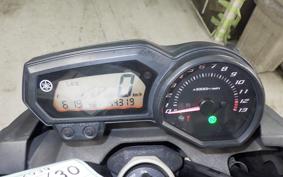YAMAHA XJ6 N 2011