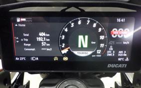 DUCATI XディアベルV4 2025