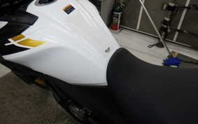 SUZUKI DL650 ( V-Strom 650 ) XTA 2022 C733M
