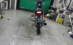 SUZUKI GN125 H